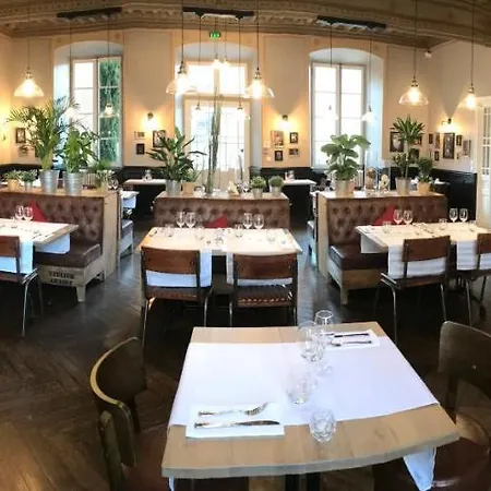 Szálloda Chateau De La Pomarède